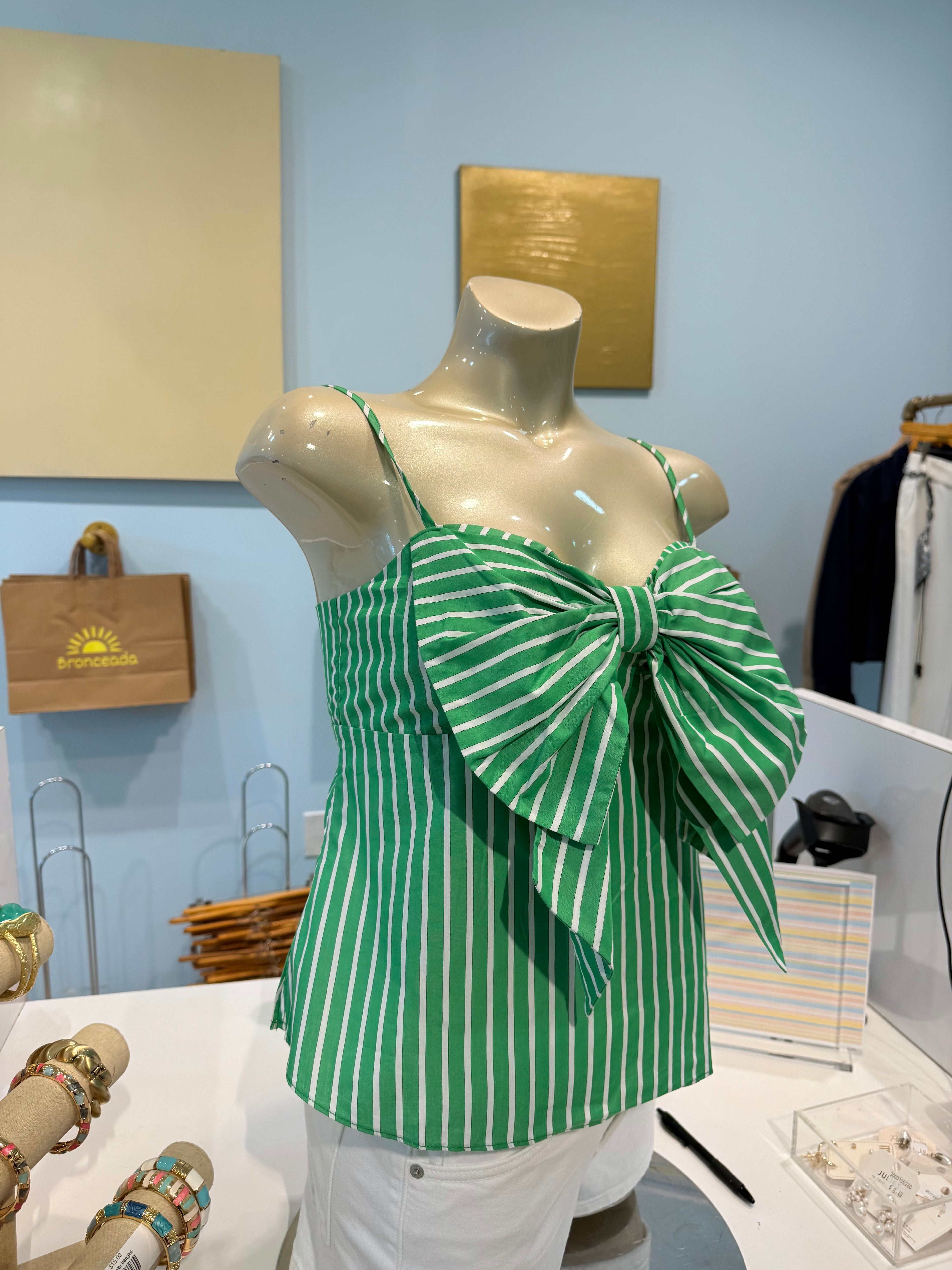 bow detail tank top