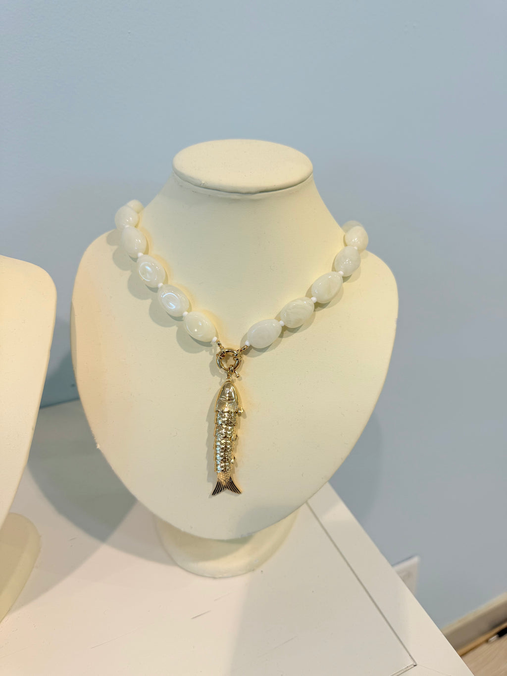 beaded fish pendant necklace