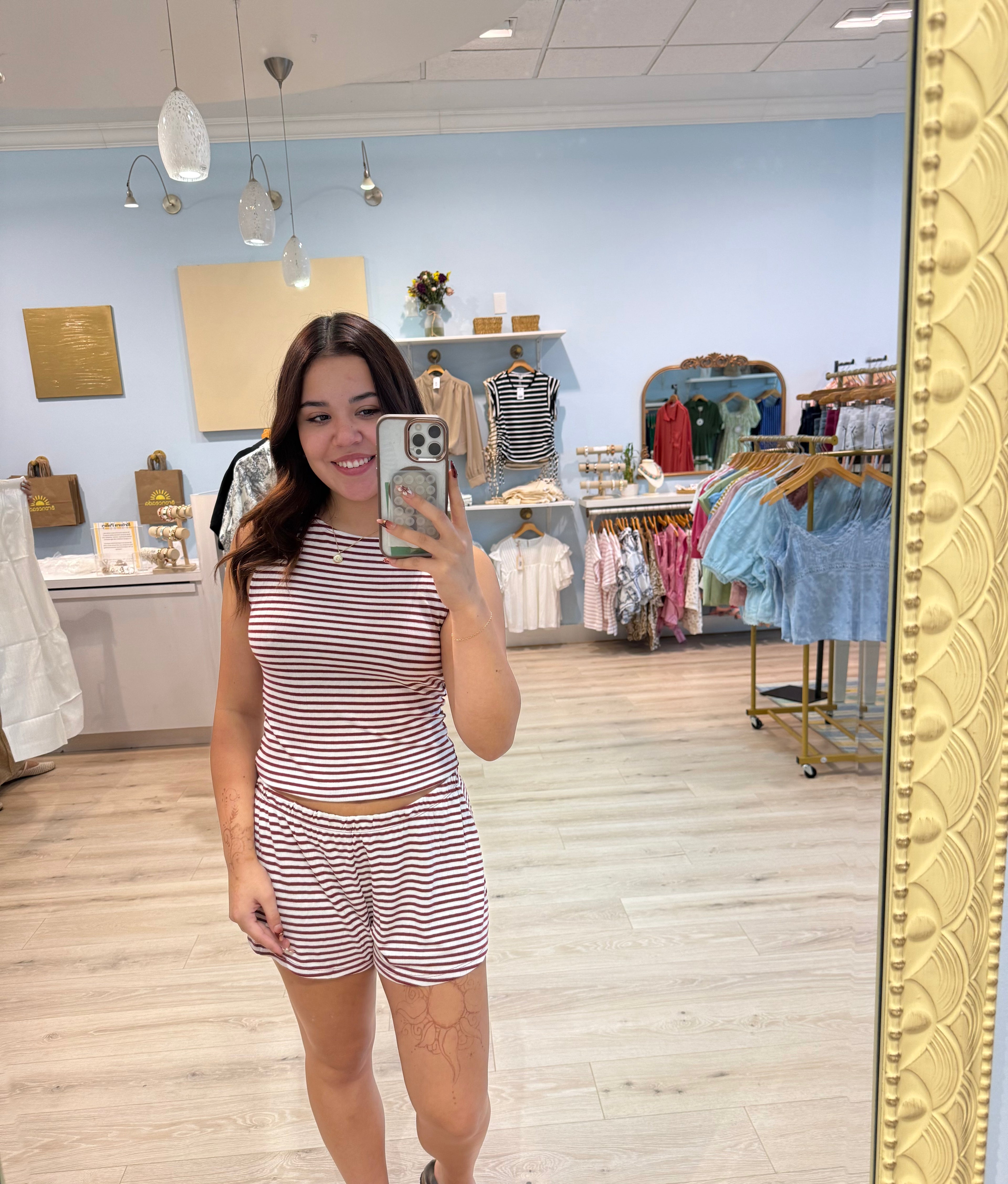 stripped short tank set