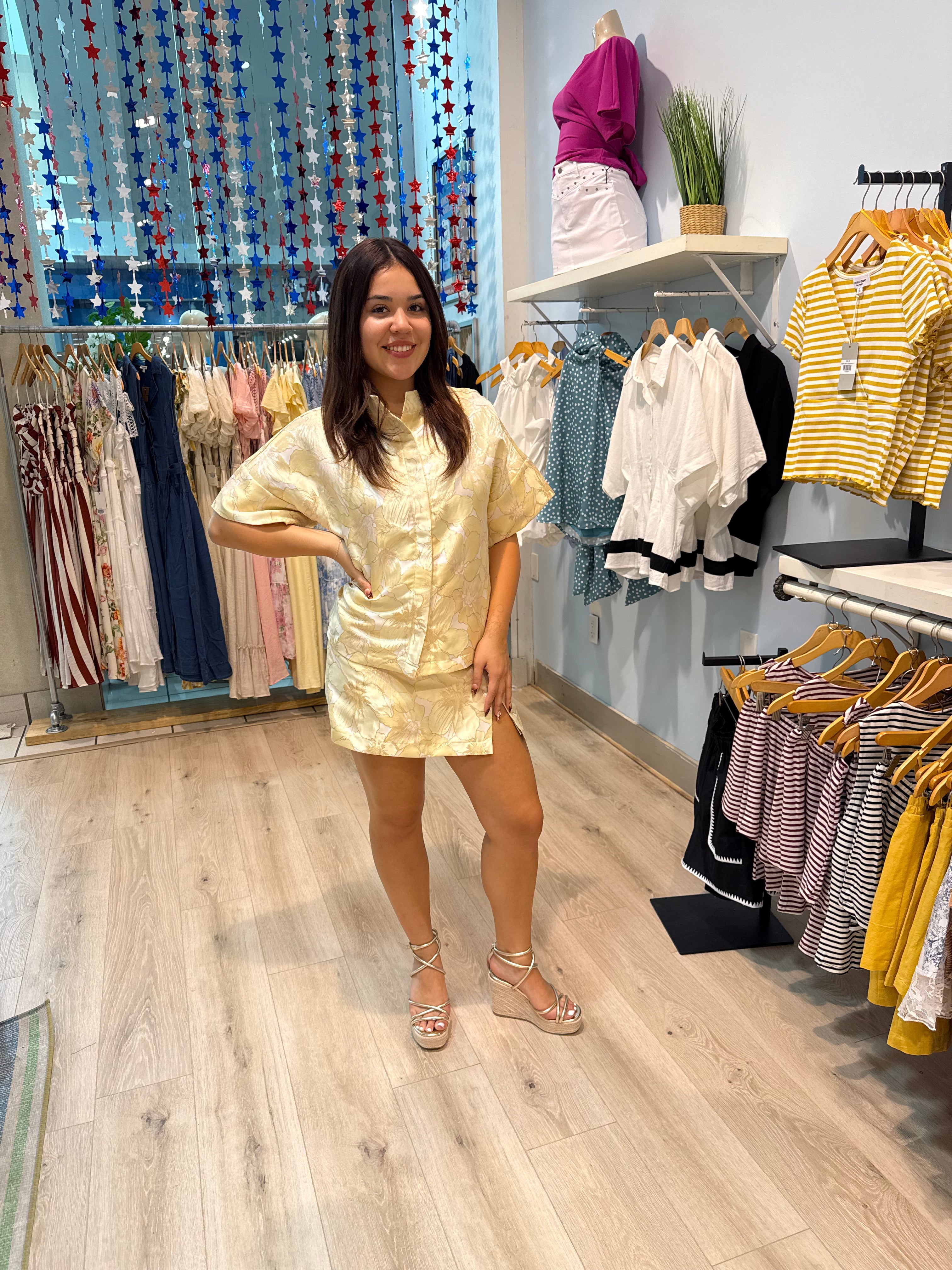 butter yellow top