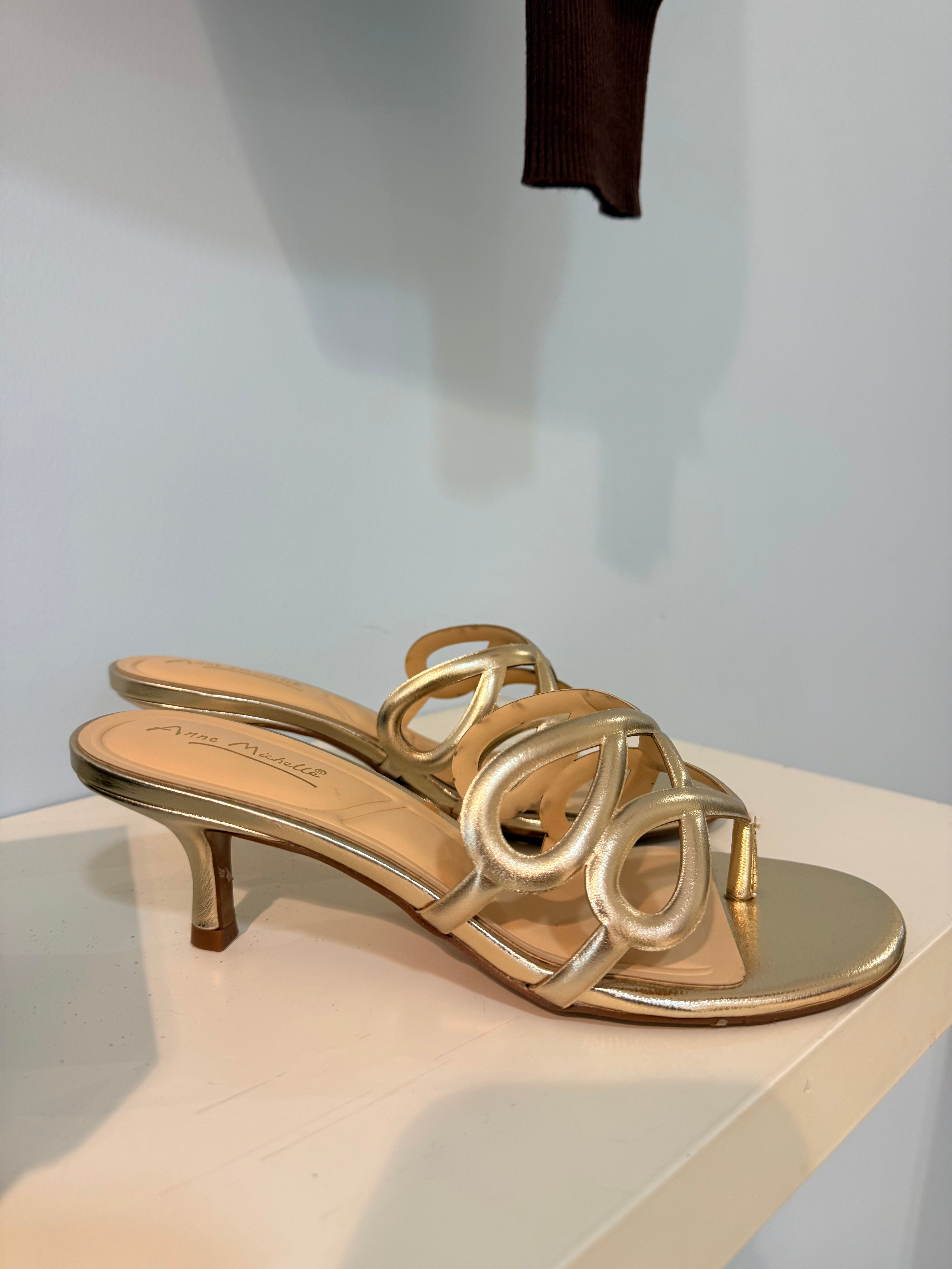 golden kitten heel