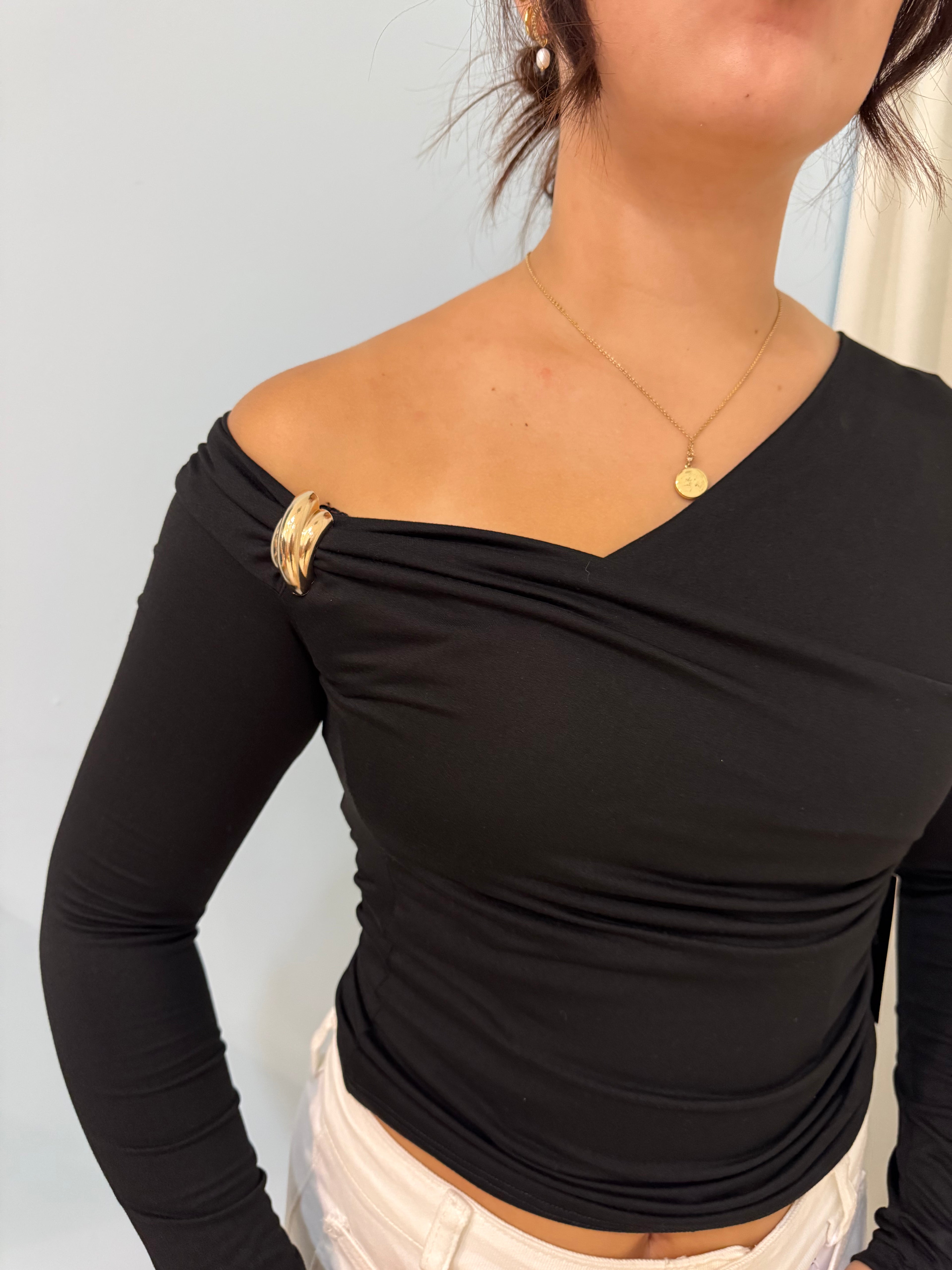 long sleeve with gold detail